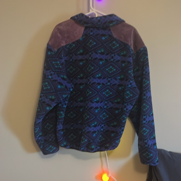 Fleece pullover - Picture 3 of 3